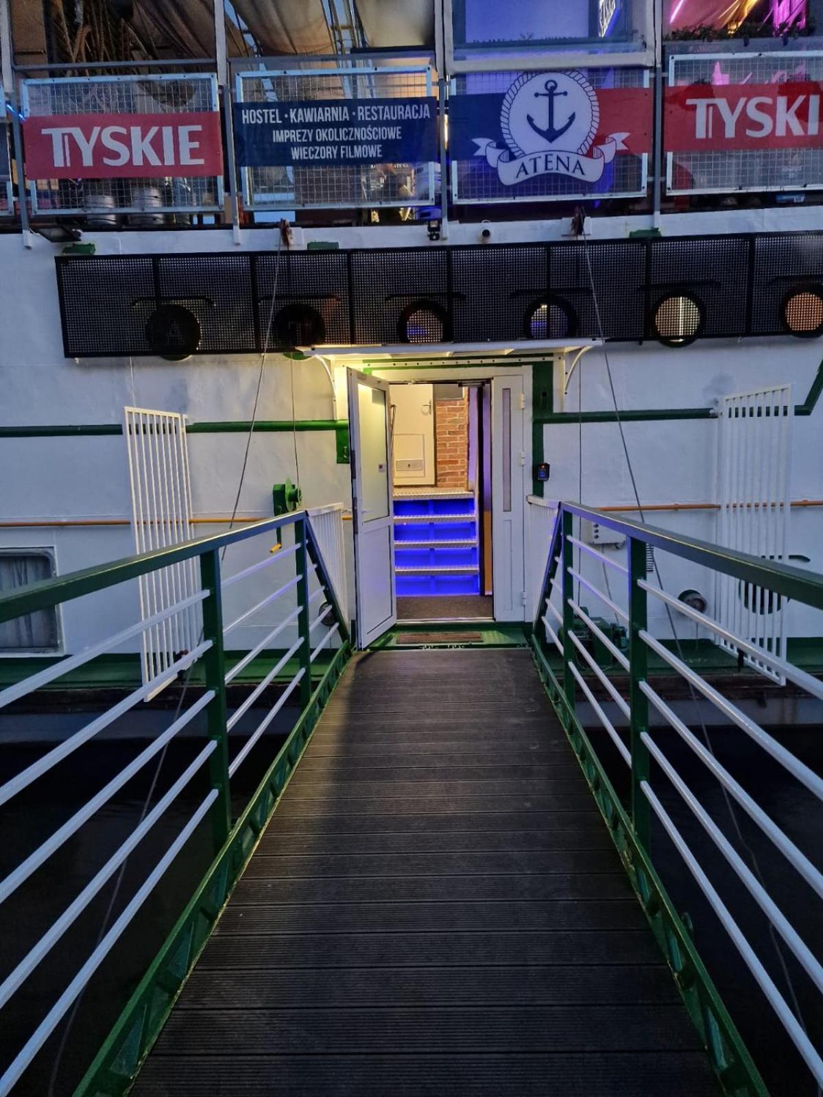 Hostel Barka Atena *